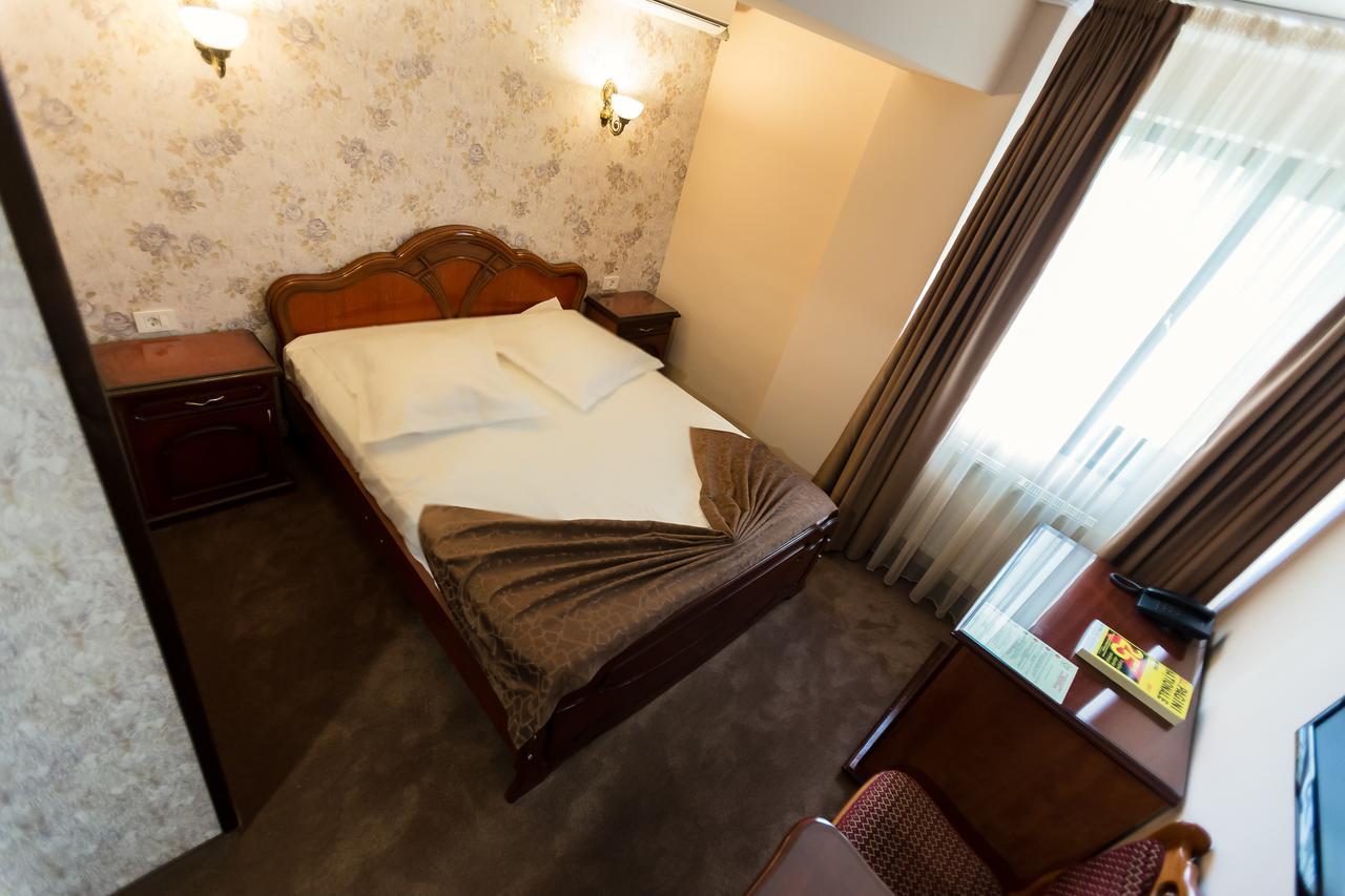 Express Residence Brăila Екстериор снимка