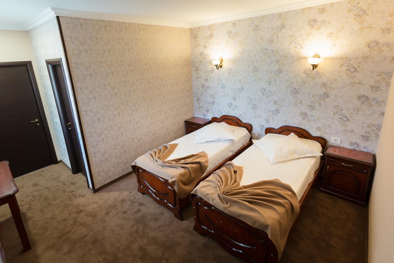 Express Residence Brăila Екстериор снимка